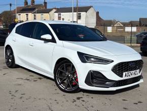 FORD FOCUS at Springfield Garage Knottingley