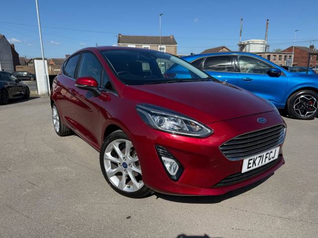 Ford Fiesta 1.0 EcoBoost Hybrid mHEV 125 Titanium X 5dr Hatchback Petrol RED