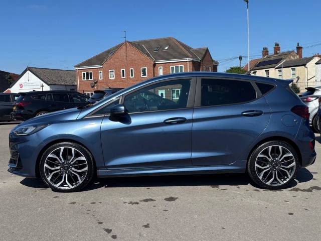 2022 Ford Fiesta 1.0 EcoBoost Hybrid mHEV 155 ST-Line Vignale 5dr