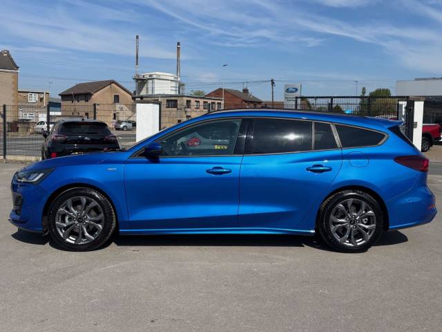 2025 Ford Focus 1.0 EcoBoost Hybrid mHEV ST-Line 5dr